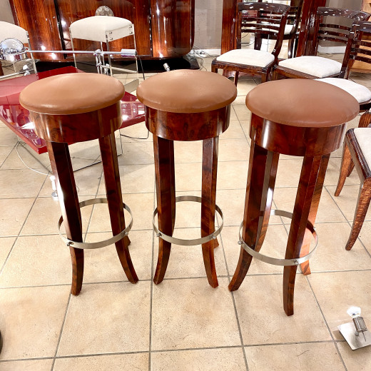 suite de 3 tabourets de bar en Noyer...