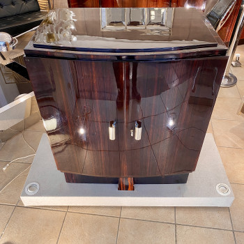 Petit buffet en ébène de... 2